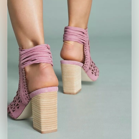 VGUC- Jeffrey Campbell ‘Ottawa’ Sandal - Picture 2 of 9